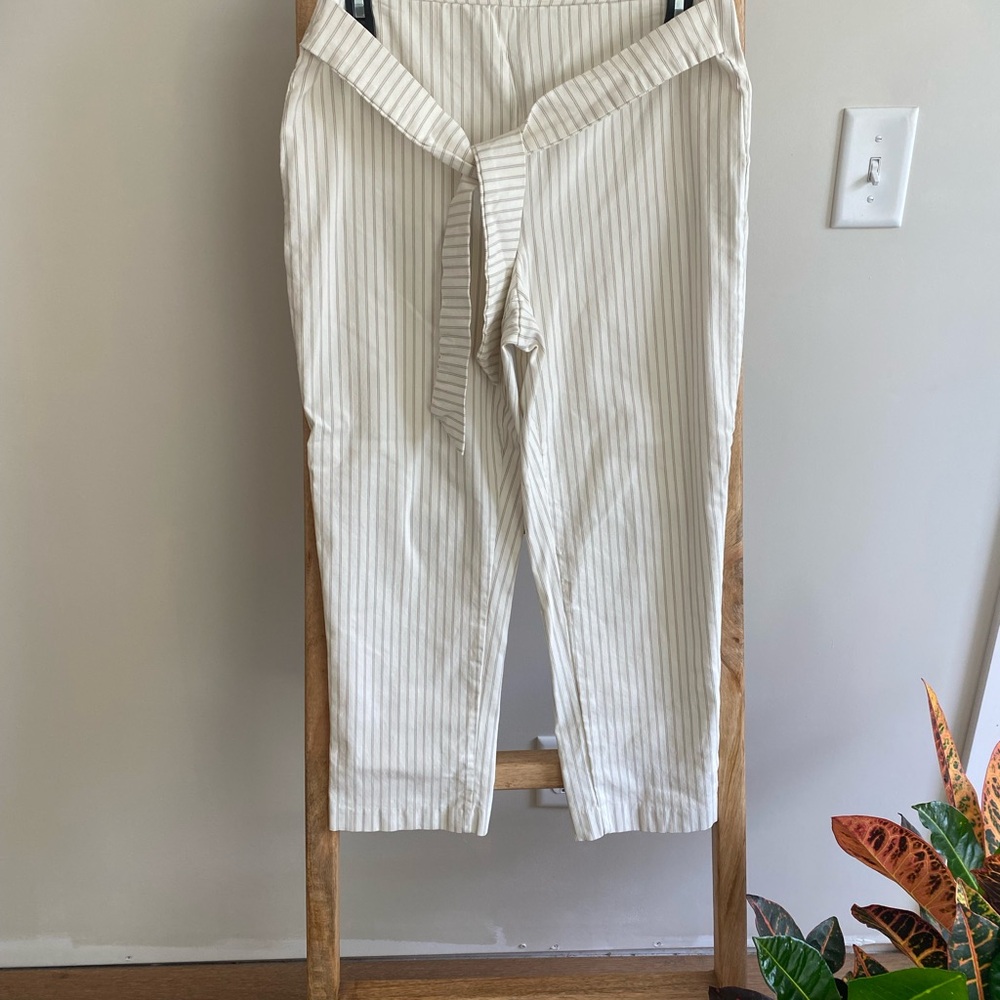 Elegant Cream Striped Women's Capris